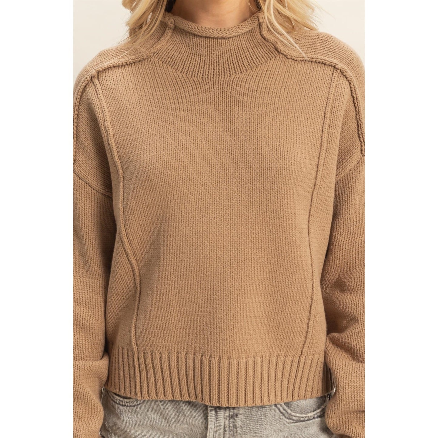 OATMILK LATTE CROPPED SWEATER