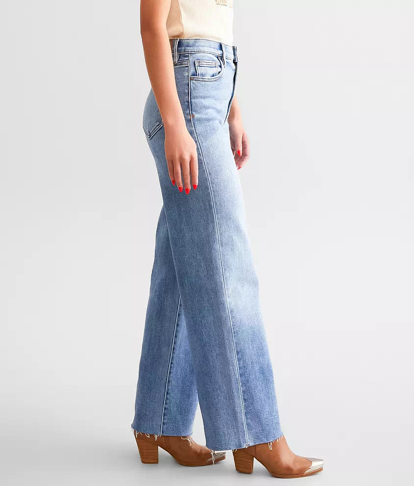 LOGAN DAD JEANS MID WASH