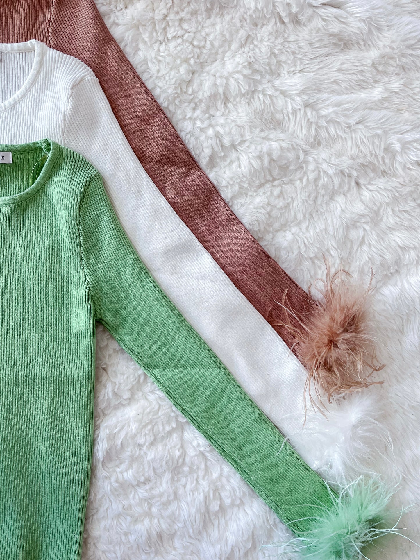 RUFFLE SOME FEATHERS SWEATER