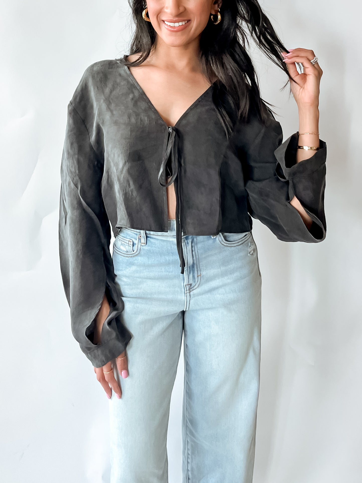 SLEEK TIE FRONT TOP