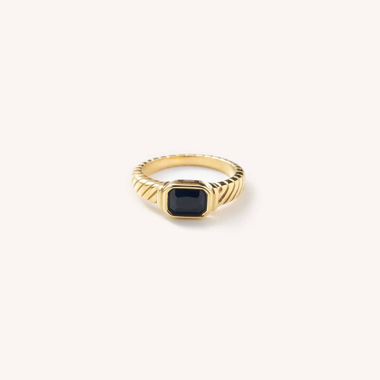 ONYX STORM BRAIDED RING