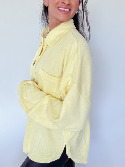 LEMON BLISS COLLARED KNIT TOP