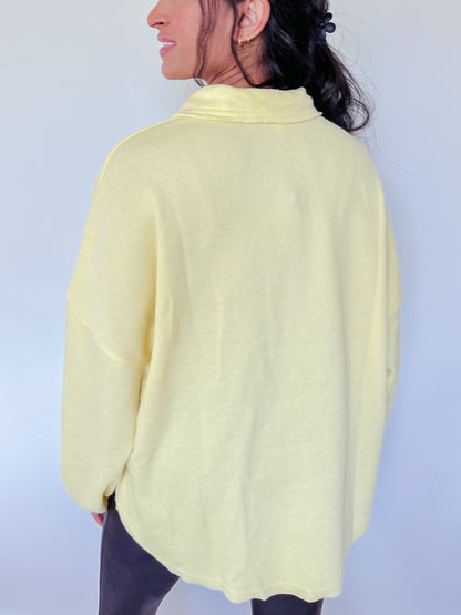 LEMON BLISS COLLARED KNIT TOP