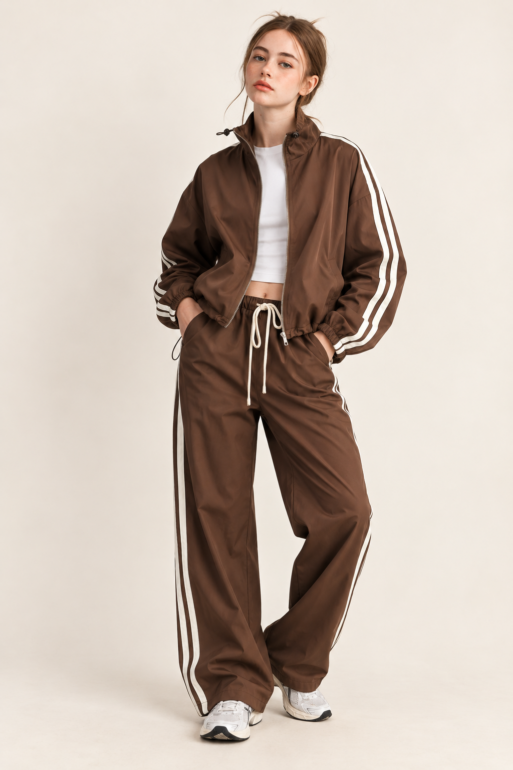 MOCHA MOTION WINDBREAKER JACKET