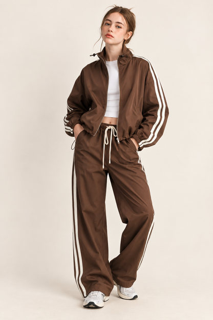 MOCHA MOTION WINDBREAKER JACKET