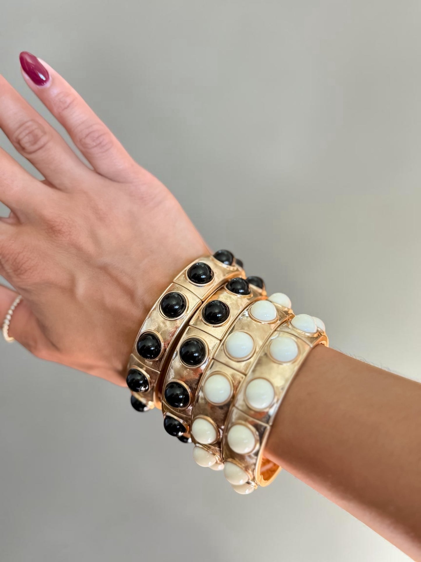 GOLDEN GODDESS BRACELET