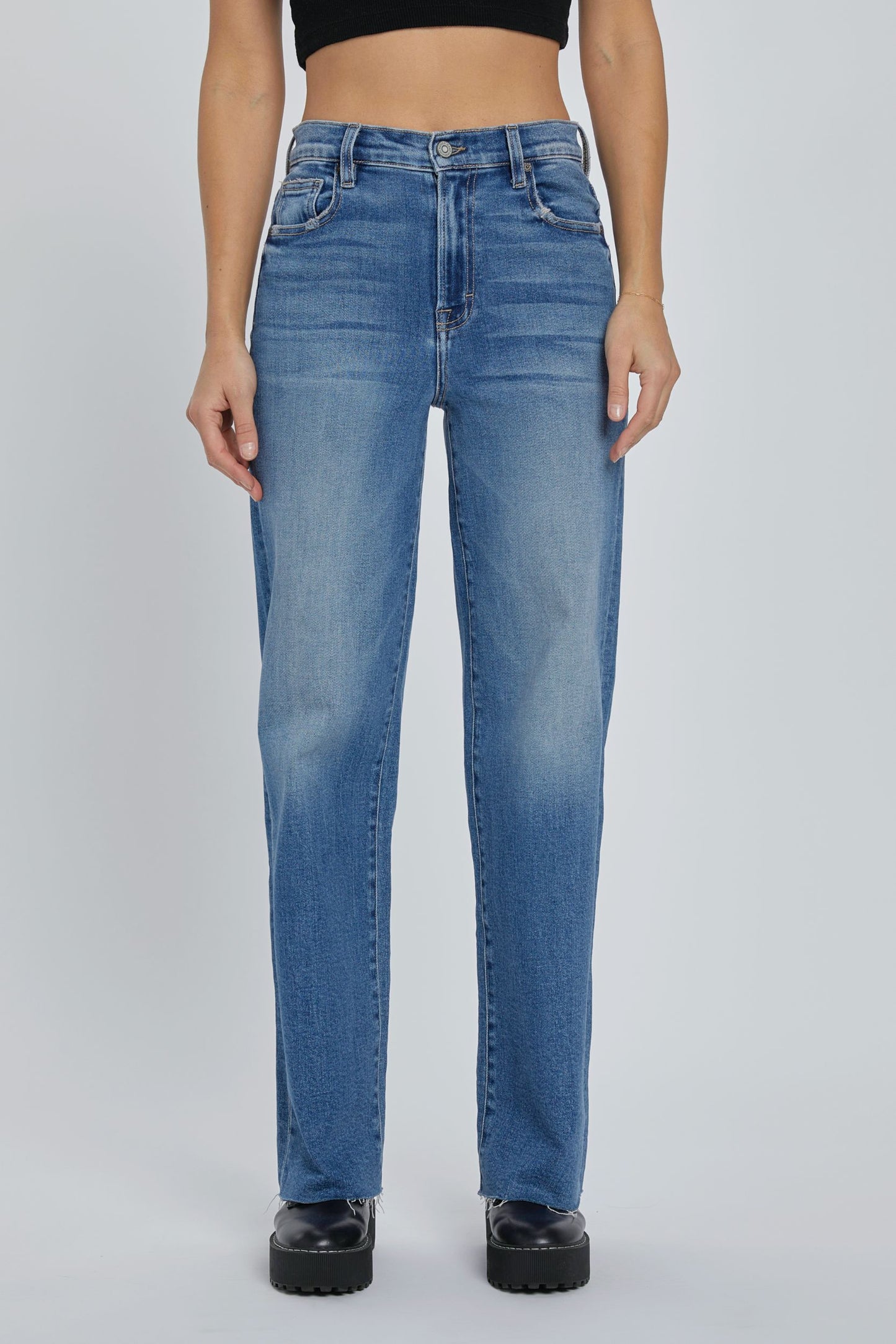LOGAN DAD JEANS DARK WASH