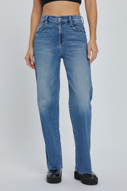 LOGAN DAD JEANS DARK WASH