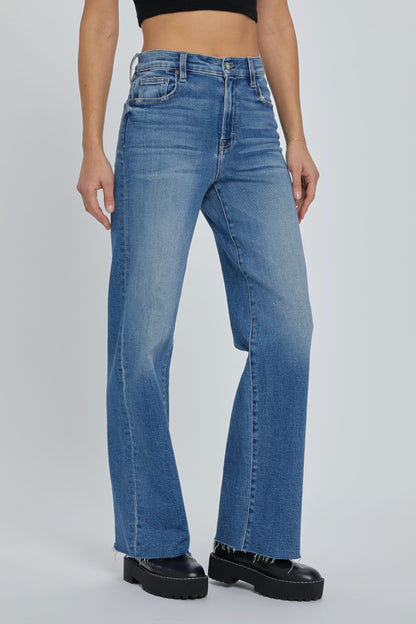 LOGAN DAD JEANS DARK WASH