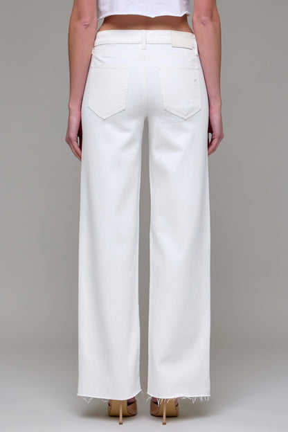 LOGAN DAD JEANS WHITE