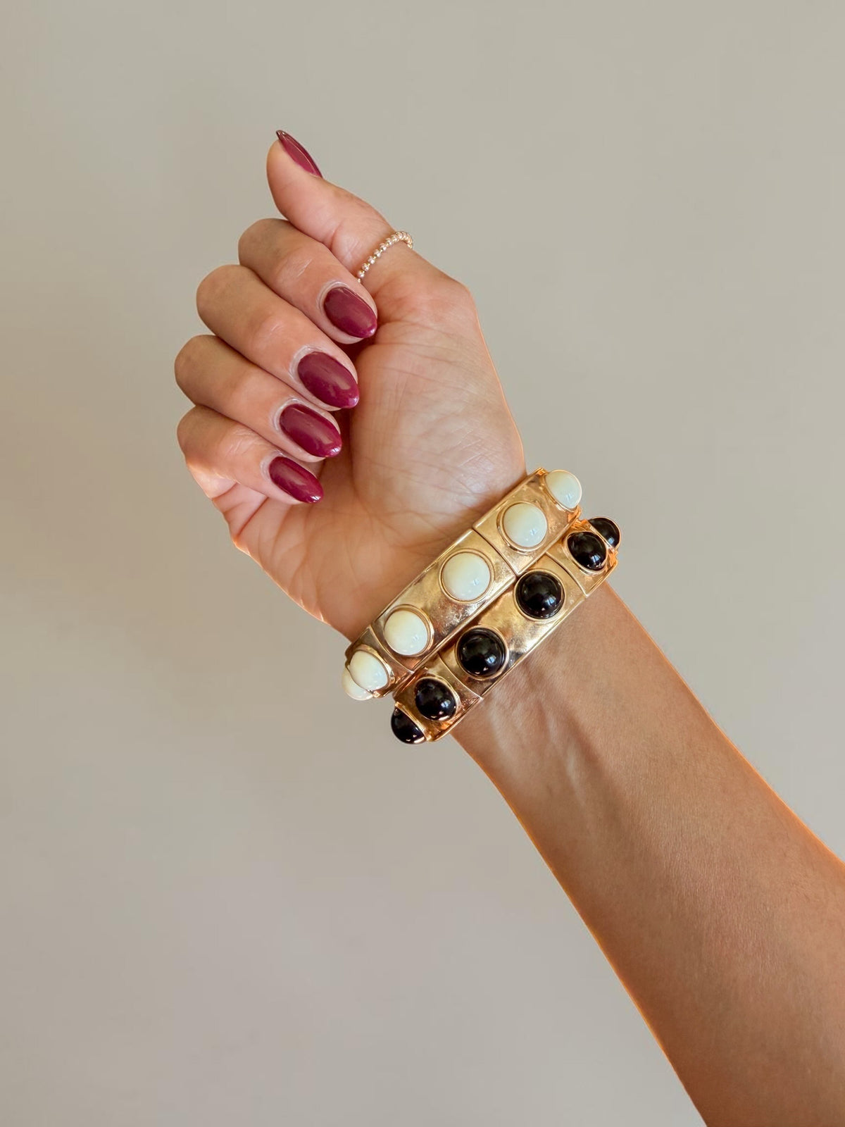 GOLDEN GODDESS BRACELET