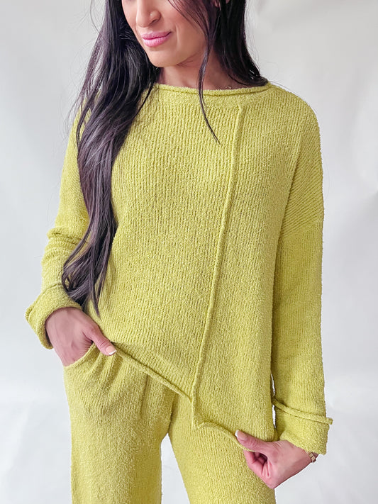 SPRING CHIC SWEATER TOP
