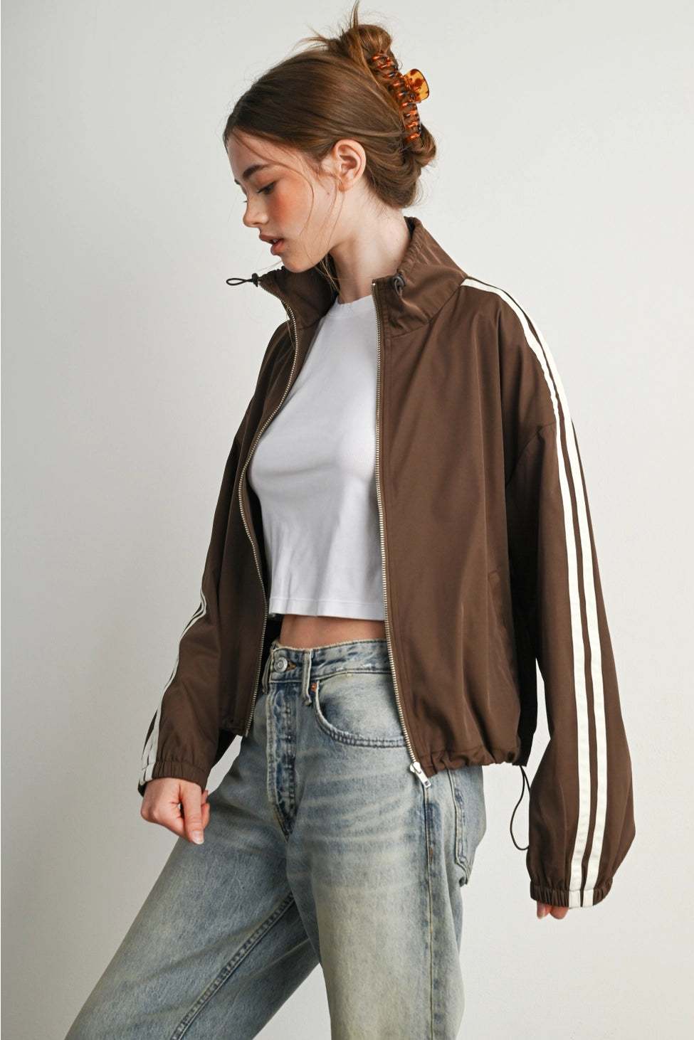 MOCHA MOTION WINDBREAKER JACKET