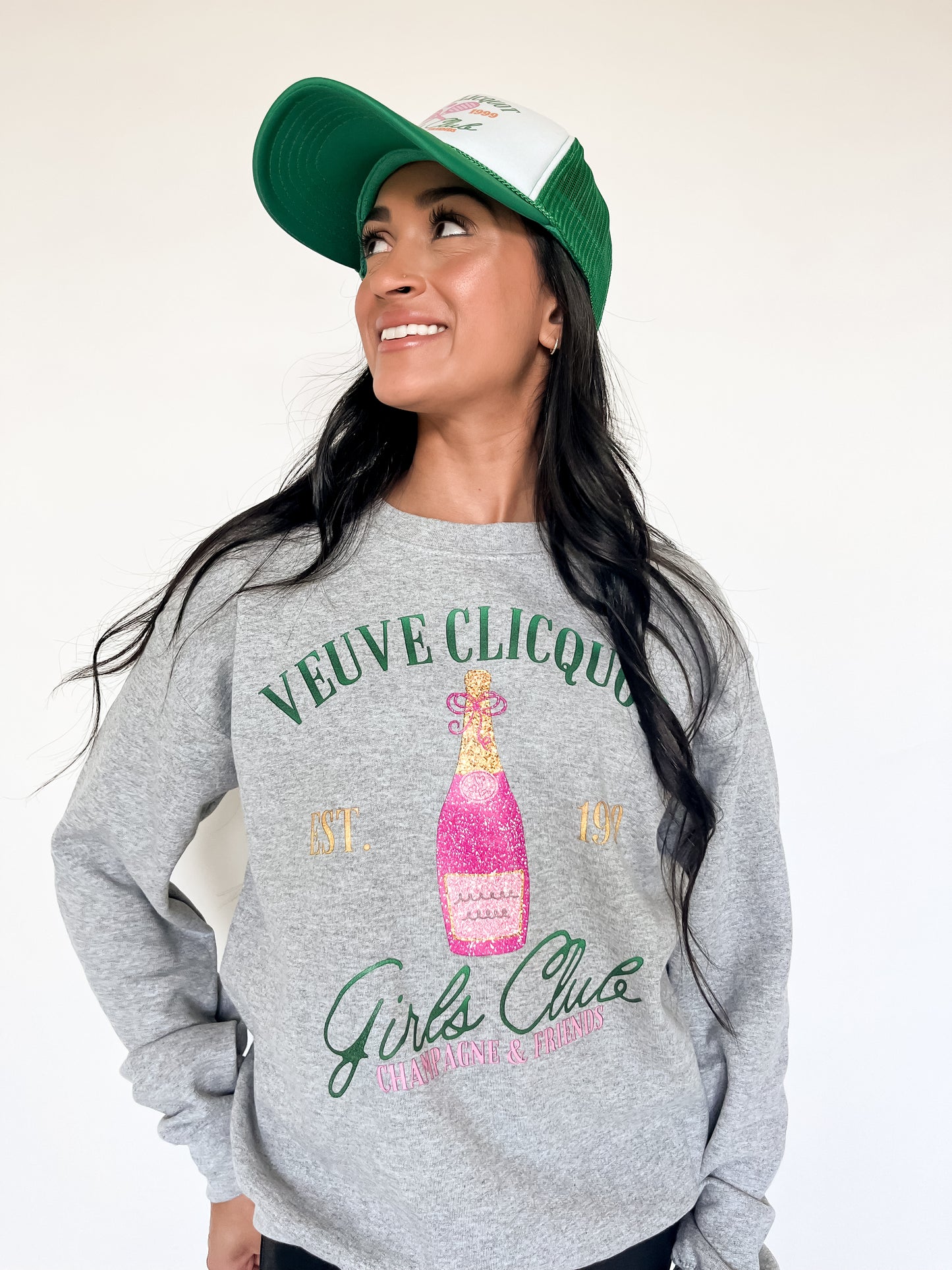 CHAMPAGNE GIRLS CLUB SWEATSHIRT