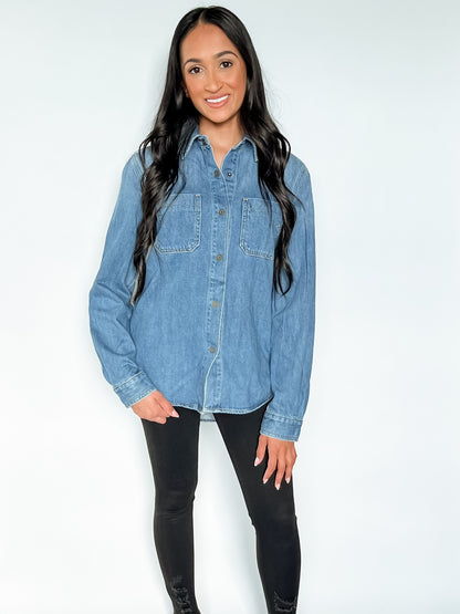 CLASSIC DENIM SHIRT