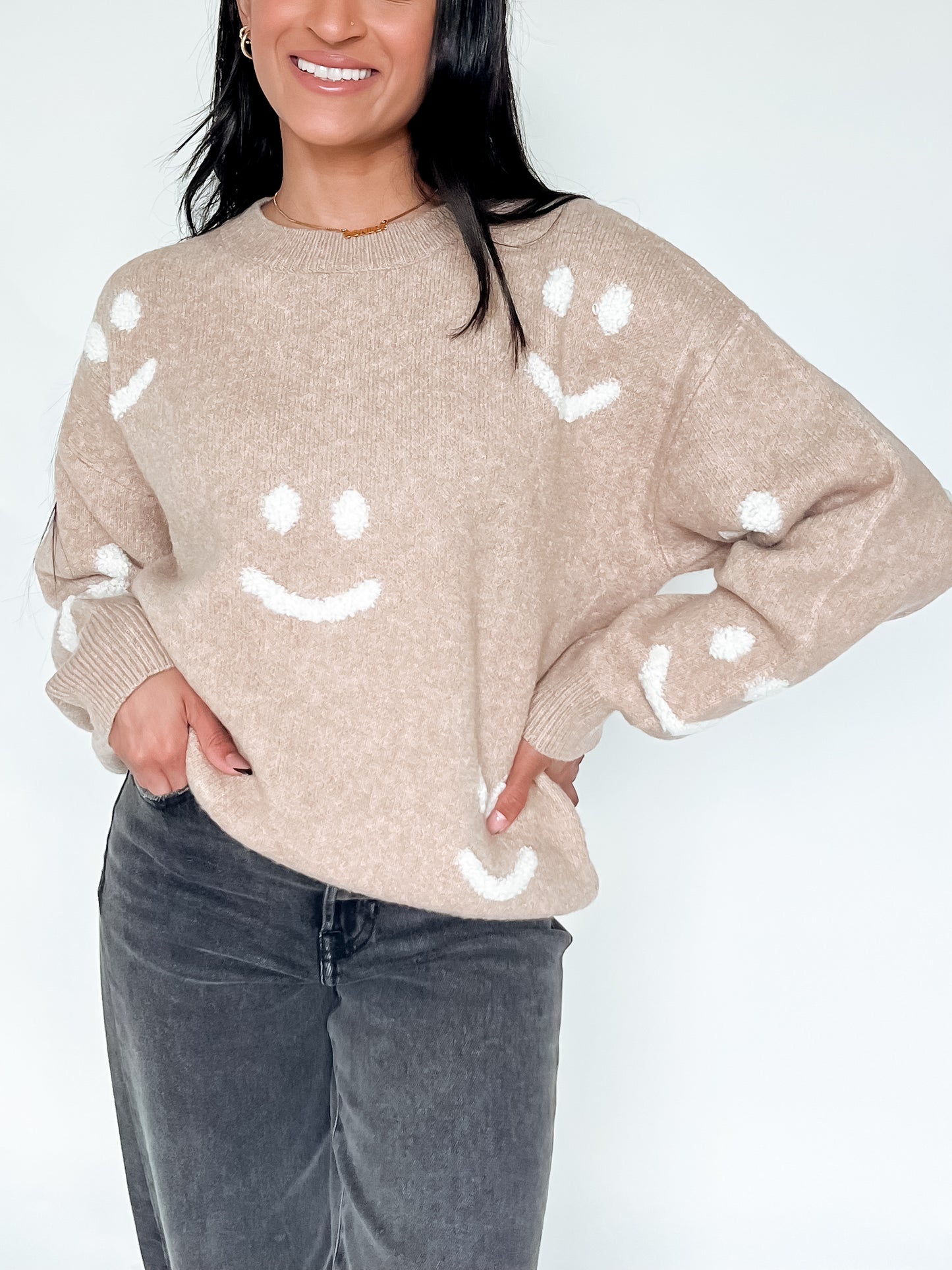 HAPPY VIBES SWEATER