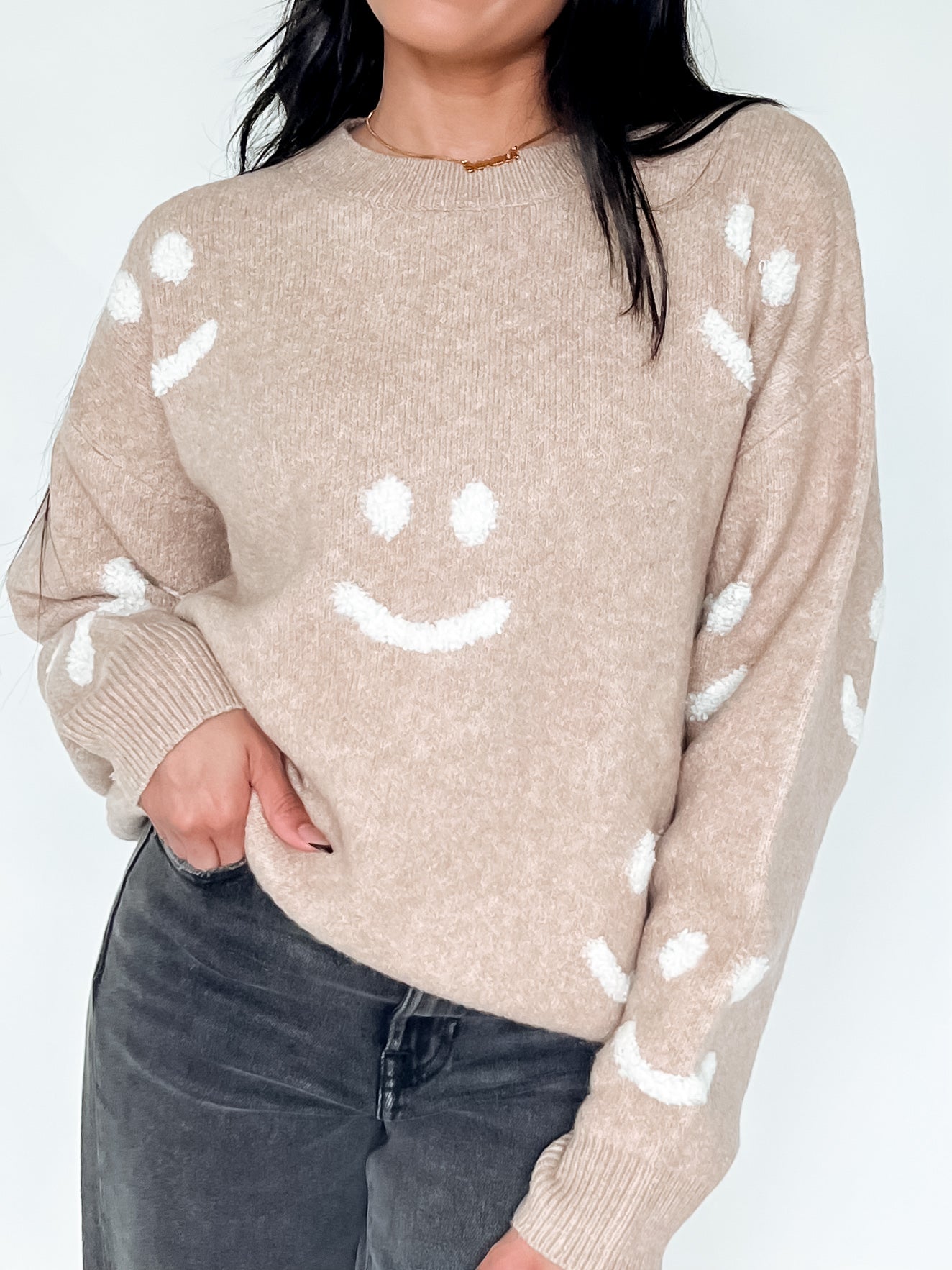 HAPPY VIBES SWEATER