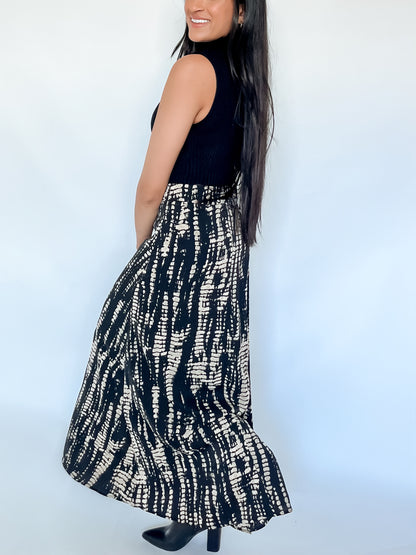 PATTERNED PERFECTION SKIRT